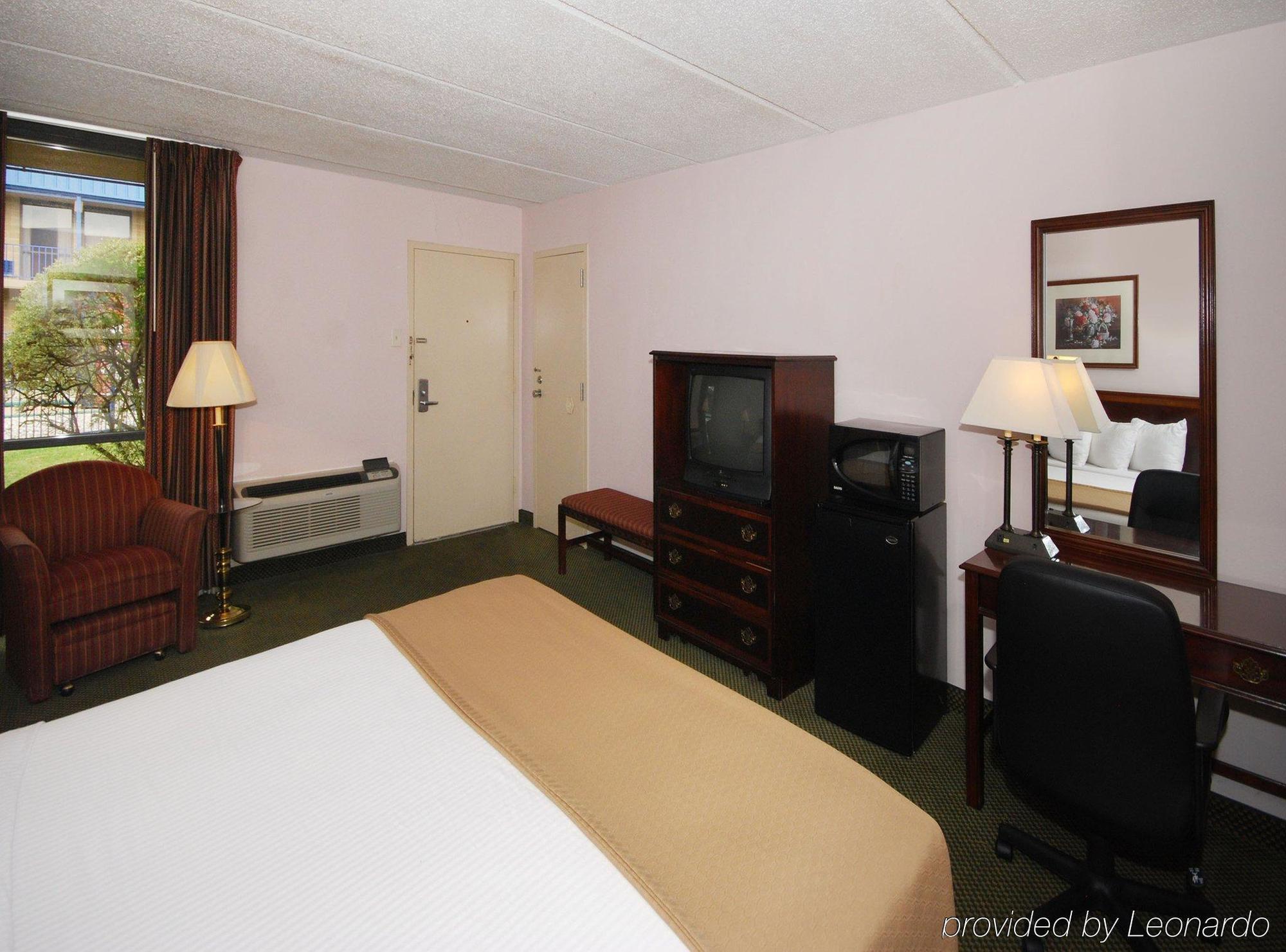 Hotel Days By Wyndham Bay 2*